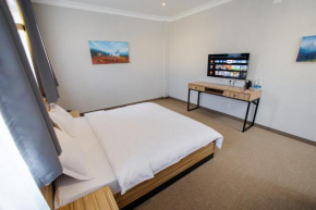 281 Hotel